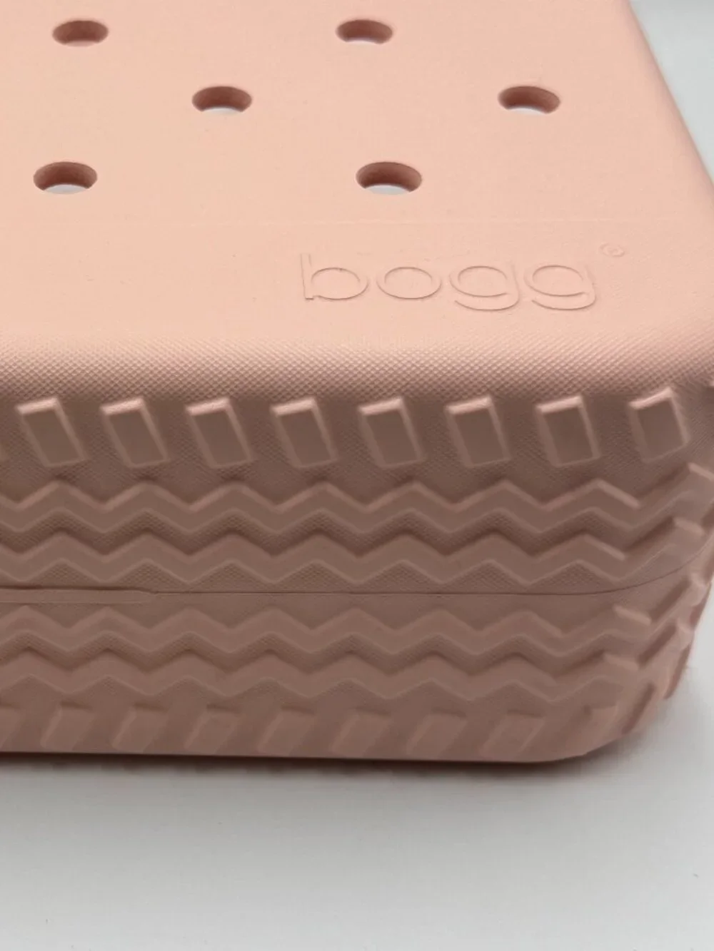 Peach Bitty Bogg Bag